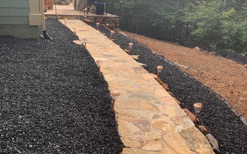 Black Rubber Mulch Landscaping