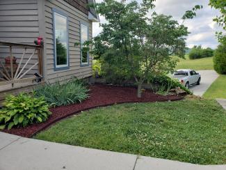 Red Rubber Mulch Landscaping Beds