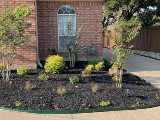 Black Rubber Mulch Landscaping
